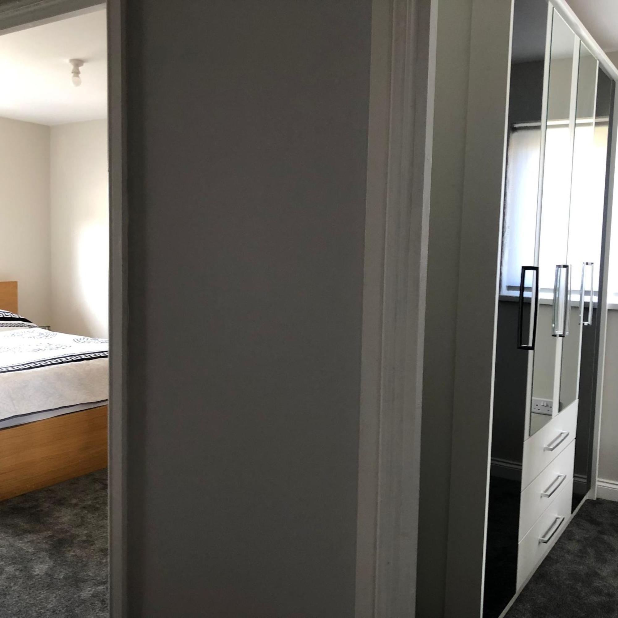 Cozy House With Free Parking & Wifi Near Maryland Station Hotel London Bagian luar foto